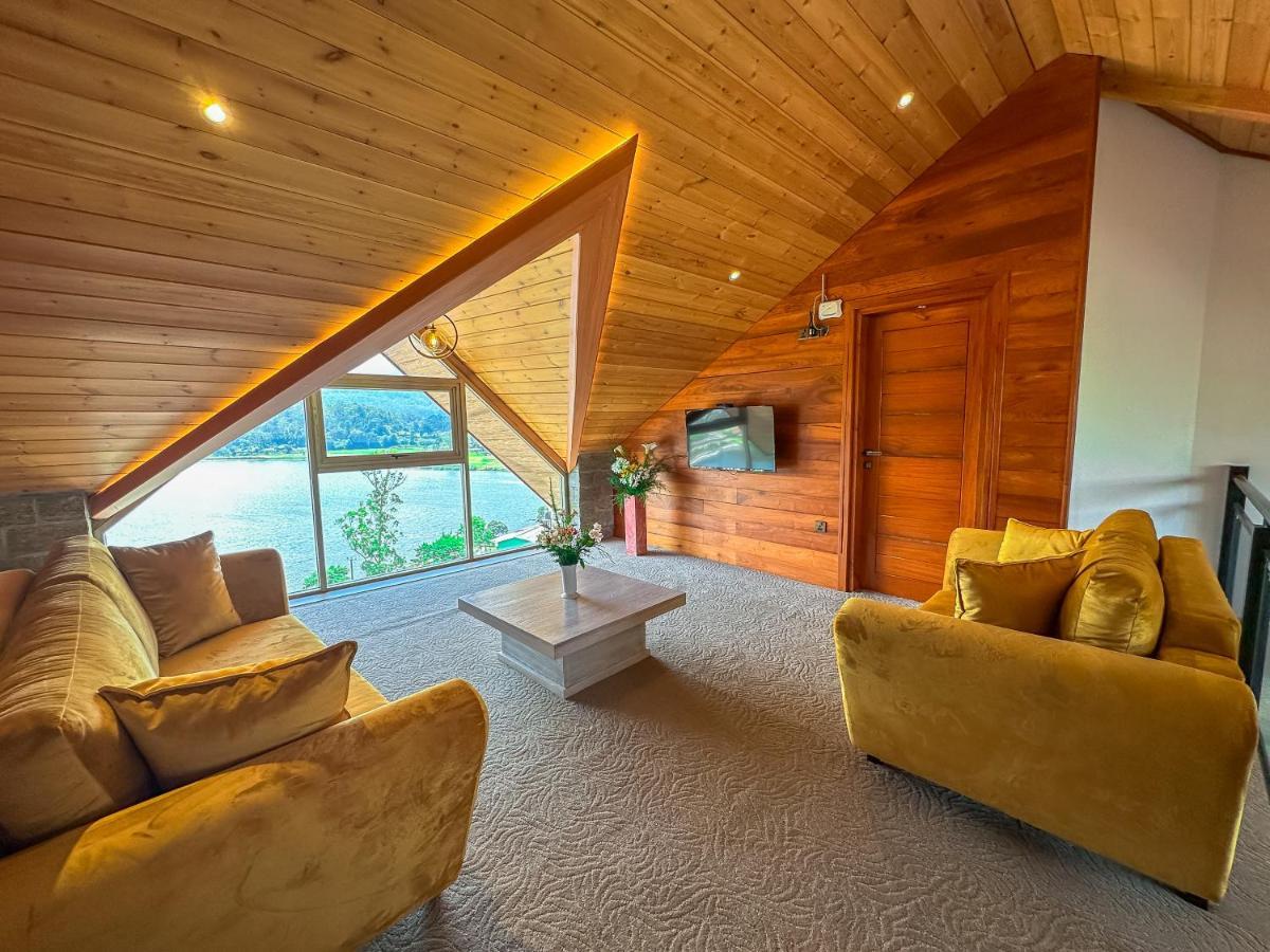 Отель Baron Luxury Boutique Нувара-Элия Экстерьер фото